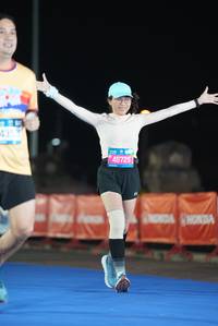 BIB: 45725
                            <button type="button" onclick="openModal(19775924)" class="btn btn-primary btn-sm float-right btn-popup" data-toggle="modal" data-target=".modal-high-quality">
                        <i class="fas fa-shopping-cart"></i> Add to Cart
                    </button>
                                            <button type="button" onclick="isThisMe(19775924, true)" class="btn btn-success btn-sm float-right btn-popup btn-isme hidden" data-toggle="tooltip" data-placement="bottom" title="นี่คือรูปของคุณใช่ไหม คลิกที่นี่เพื่อเอาเข้าอัลบั้ม">
                        <i class="fas fa-plus"></i> Add to album
                    </button>
                    <button type="button" onclick="isThisMe(19775924, false)" class="btn btn-warning btn-sm float-right btn-popup btn-isnotme hidden">
                        <i class="fas fa-ban"></i> Remove from album
                    </button>